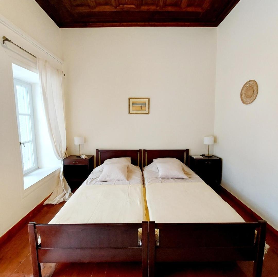 Christina'S Stone House Apartment Идра Экстерьер фото